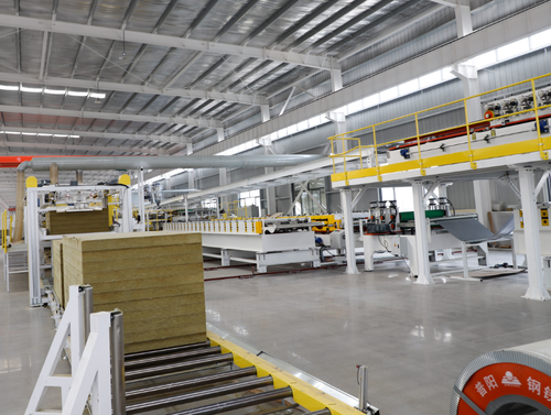أحدث مدونات الشركة حول Hebei Greens Launches Stone Wool Sandwich Panel Production Line with 3-15 m/min Continuous Output