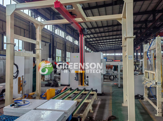 سعر جيد Automatic 60x60cm PVC Coated Gypsum Ceiling Tile Making Machine with 1300mm Effective Laminating and 2-6 Million Sq.m/year Capacity الانترنت