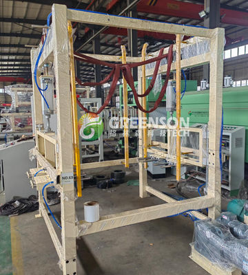 عالية السرعة الآلية الكاملة لقطع الفيلم PVC مع نظام PLC لخط لسلسلة لوحة الجبس 1300mm لسلسلة فعالة و 3-15m / min سرعة قابلة للتعديل