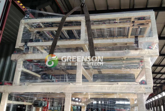 آلة ألواح الجبس المغلفة بالبي.في.سي مع 1300 ملم عرض طبقة فعالة، 2-15m/min سرعة قابلة للتعديل ونظام التحكم الكهربائي لـ PLC لخط إنتاج بلاط السقف الجبس