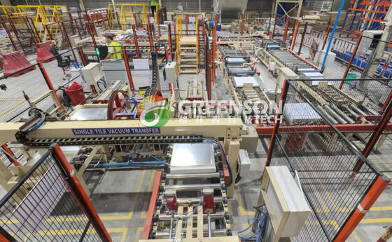 سعر جيد آلة تصفيف ألواح الجبس ذاتية التشغيل بالكامل مع 1300mm عرض تصفيف فعال و 3-15m / min سرعة قابلة للتعديل لإنتاج بلاط السقف الجبس الانترنت