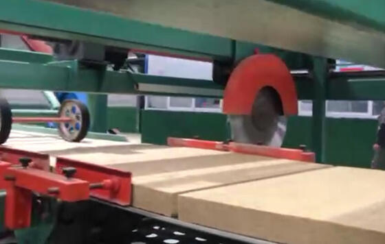 توفير الطاقة تحكم PLC خط إنتاج الصوف الحجري خفيف الوزن لتصنيع ألواح الصوف المعدني